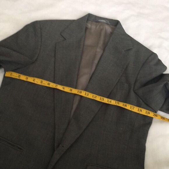 Vintage Imperial by Haggar Grey Suit Jacket - Picture 14 of 16